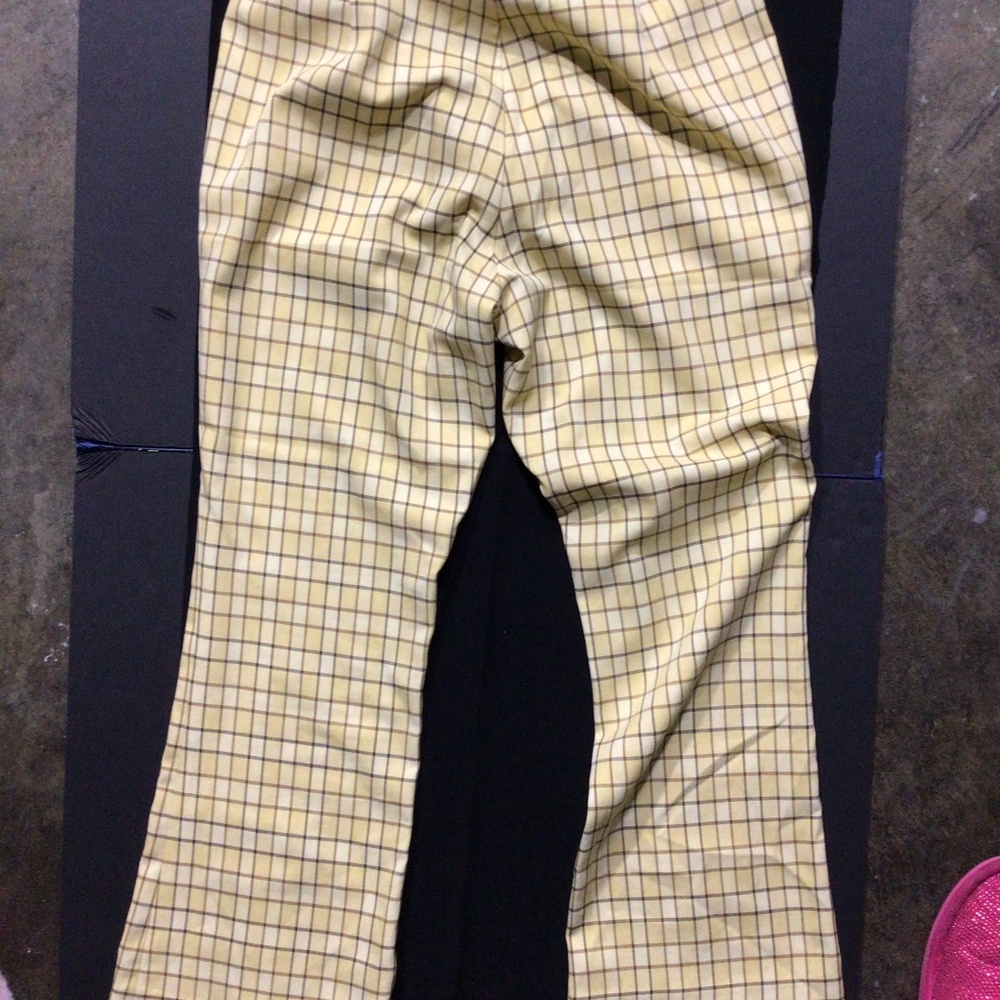 Petite Studio Yellow Size S Boot Cut & Flare